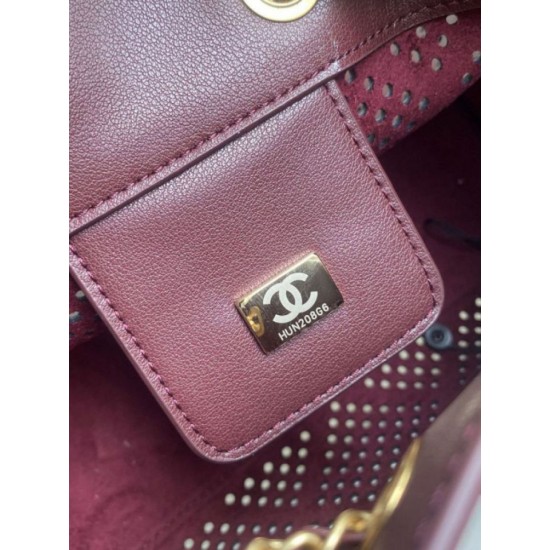 Replica Borsa Chanel 26 hobo con intagli AS5631 Borgogna Imitazioni Replica perfette Borsa Chanel 26 hobo con intagli AS5631 Borgogna