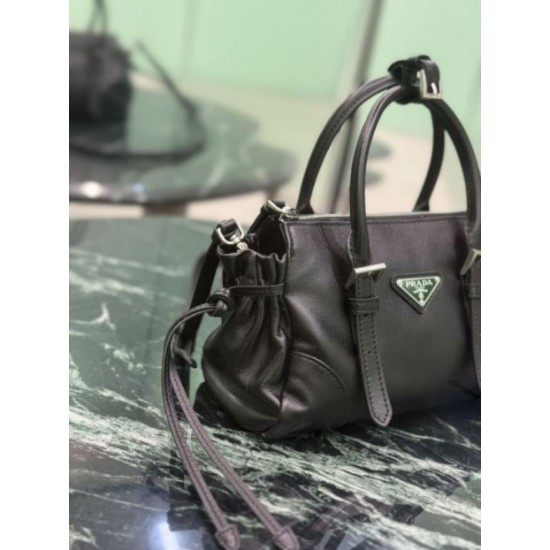 Replica perfette Borsa a tracolla Prada Mini Bonnie 1BA499 nera