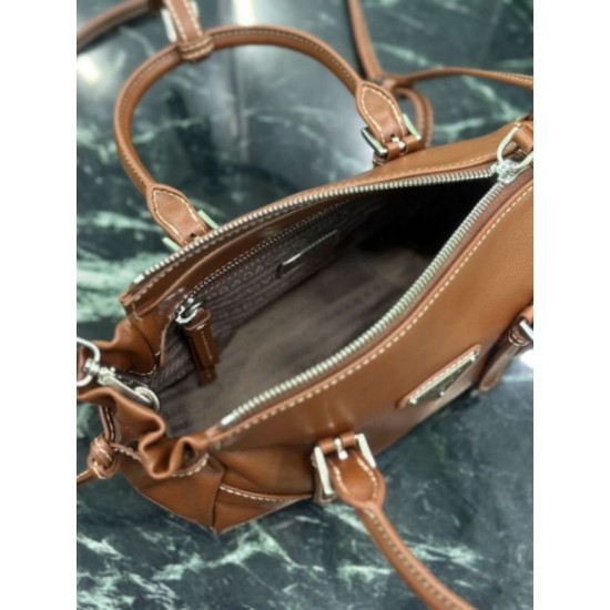 Replica Borsa a tracolla Prada Mini Bonnie 1BA499 marrone Imitazioni Replica perfette Borsa a tracolla Prada Mini Bonnie 1BA499 marrone