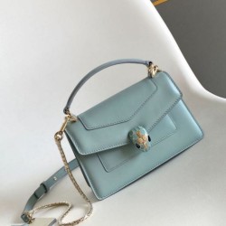 Replica perfette Borse Imitazioni Bvlgari Serpenti Forever Mini con manico superiore Versione Chip Blu