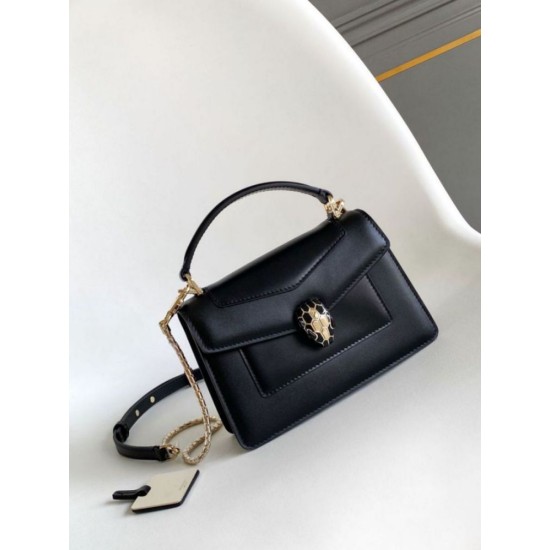 Replica Borsa Bvlgari Serpenti Forever Mini con manico superiore Versione Chip Nero Imitazioni Replica perfette Borsa Bvlgari Serpenti Forever Mini con manico superiore Versione Chip Nero