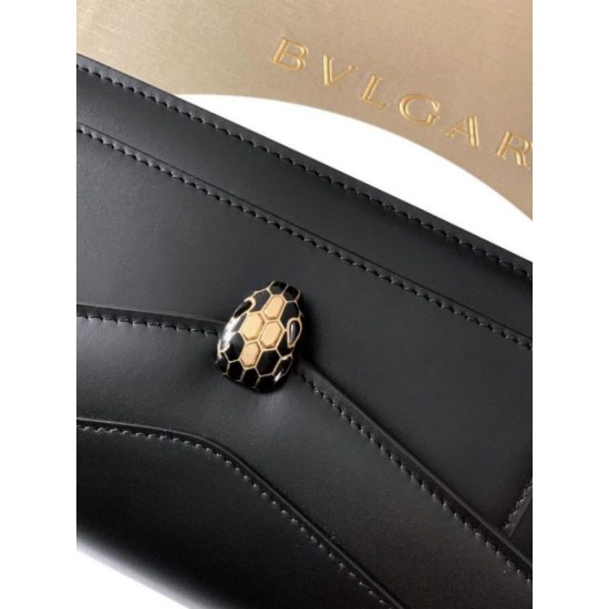 Replica Pochette con catena Bvlgari Serpenti Forever 20cm Versione Chip Nero Imitazioni Replica perfette Pochette con catena Bvlgari Serpenti Forever 20cm Versione Chip Nero