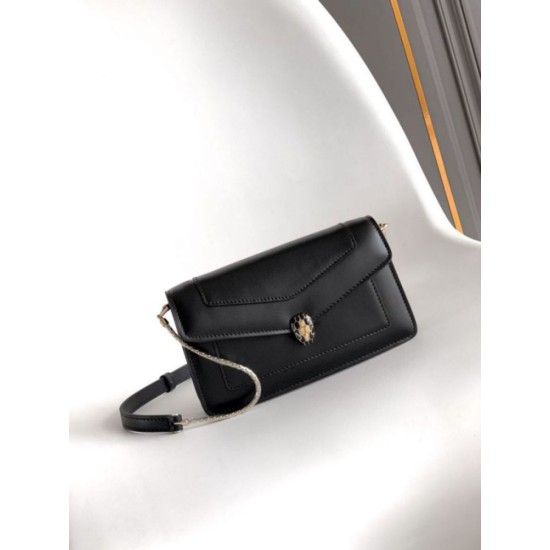 Replica Pochette con catena Bvlgari Serpenti Forever 20cm Versione Chip Nero Imitazioni Replica perfette Pochette con catena Bvlgari Serpenti Forever 20cm Versione Chip Nero