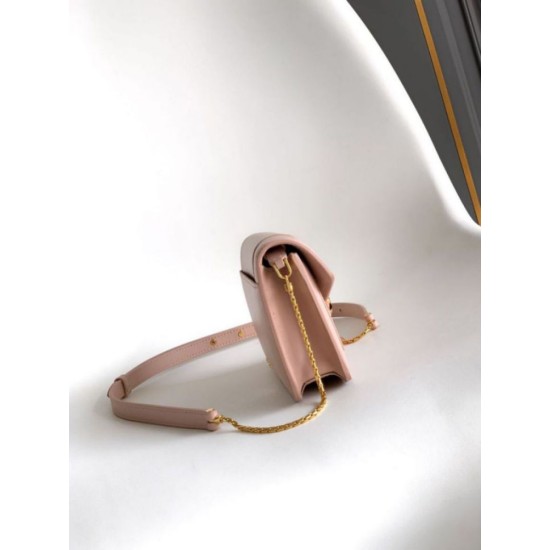 Replica Pochette con catena Bvlgari Serpenti Forever 20cm Versione Chip Rosa Imitazioni Replica perfette Pochette con catena Bvlgari Serpenti Forever 20cm Versione Chip Rosa