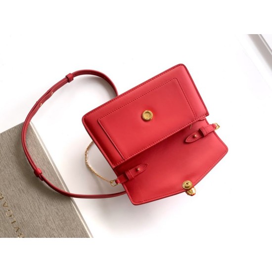 Replica perfette Pochette con catena Bvlgari Serpenti Forever 20cm Versione Chip Rosso