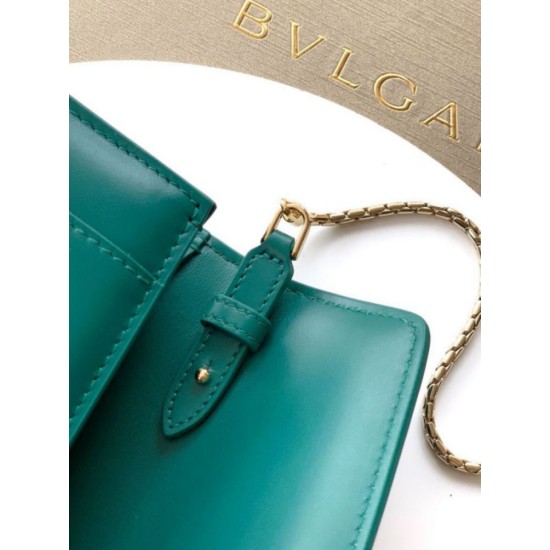 Replica Pochette con catena Bvlgari Serpenti Forever 20cm Versione Chip verde Imitazioni Replica perfette Pochette con catena Bvlgari Serpenti Forever 20cm Versione Chip verde