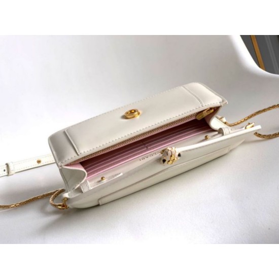 Replica Pochette con catena Bvlgari Serpenti Forever 20cm Versione Chip bianco Imitazioni Replica perfette Pochette con catena Bvlgari Serpenti Forever 20cm Versione Chip bianco