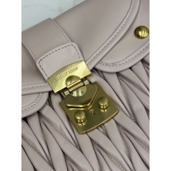 Replica Borsa 1:1 a mano trapuntata Miu Miu 5BC213 Rosa Imitazioni Replica perfette Borsa 1:1 a mano trapuntata Miu Miu 5BC213 Rosa