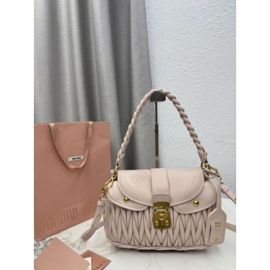 Replica Borsa 1:1 a mano trapuntata Miu Miu 5BC213 Rosa Imitazioni Replica perfette Borsa 1:1 a mano trapuntata Miu Miu 5BC213 Rosa