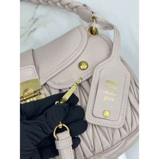 Replica Borsa 1:1 a mano trapuntata Miu Miu 5BC213 Rosa Imitazioni Replica perfette Borsa 1:1 a mano trapuntata Miu Miu 5BC213 Rosa