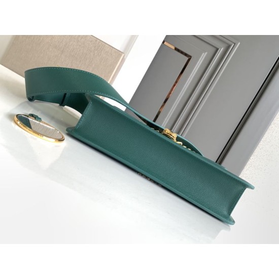 Replica Borse a tracolla Bvlgari Serpenti East-West Maxi Chain Versione Chip verde Imitazioni Replica perfette Borse a tracolla Bvlgari Serpenti East-West Maxi Chain Versione Chip verde