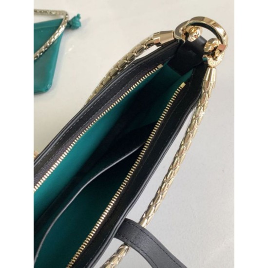 Replica Borsa a tracolla piccola Bvlgari Serpenti Baia nera Imitazioni Replica perfette Borsa a tracolla piccola Bvlgari Serpenti Baia nera