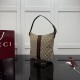 Replica Gucci 875117 Borsa a tracolla media Lunetta marrone Imitazioni Replica perfette Gucci 875117 Borsa a tracolla media Lunetta marrone