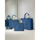 Replica borse griffate shopping Dior Book Tote Blu Wave con tracolla Imitazioni Replica perfette Imitazioni borse griffate shopping Dior Book Tote Blu Wave con tracolla