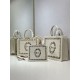 Replica Borsa shopping Dior Book Tote Rosa Wave con tracolla Imitazioni Replica perfette Borsa shopping Dior Book Tote Rosa Wave con tracolla