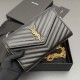 Replica Portafoglio a catena YSL Saint Laurent Envelope nero oro Imitazioni Replica perfette Portafoglio a catena YSL Saint Laurent Envelope nero oro