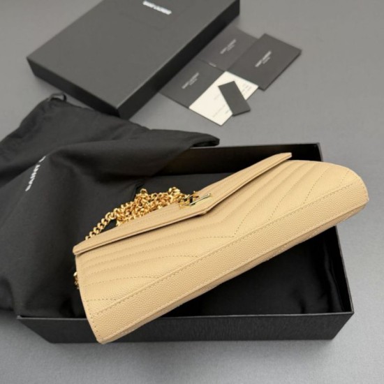 Replica Portafoglio a catena YSL Saint Laurent Envelope pelle originale albicocca Imitazioni Replica perfette Portafoglio a catena YSL Saint Laurent Envelope pelle originale albicocca