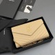Replica Portafoglio a catena YSL Saint Laurent Envelope pelle originale albicocca Imitazioni Replica perfette Portafoglio a catena YSL Saint Laurent Envelope pelle originale albicocca