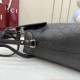 Replica Borse Imitazioni piccola Gucci Giglio traforata GG 860845 Nero Imitazioni Replica perfette Borse Imitazioni piccola Gucci Giglio traforata GG 860845 Nero