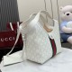 Replica Qualità Premium Borsa piccola Gucci Giglio traforata GG 860845 bianca Imitazioni Replica perfette Qualità Premium Borsa piccola Gucci Giglio traforata GG 860845 bianca