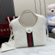 Replica Qualità Premium Borsa piccola Gucci Giglio traforata GG 860845 bianca Imitazioni Replica perfette Qualità Premium Borsa piccola Gucci Giglio traforata GG 860845 bianca