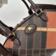 Replica Borse Firmate da bowling Burberry Highlands media nera Imitazioni Replica perfette Borse Firmate da bowling Burberry Highlands media nera