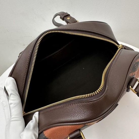 Replica Borse Firmate da bowling Burberry Highlands media nera Imitazioni Replica perfette Borse Firmate da bowling Burberry Highlands media nera