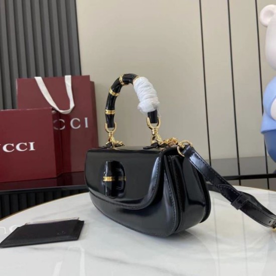 Replica Borsa Gucci Bamboo Diva 827750 nera Imitazioni Replica perfette Borsa Gucci Bamboo Diva 827750 nera