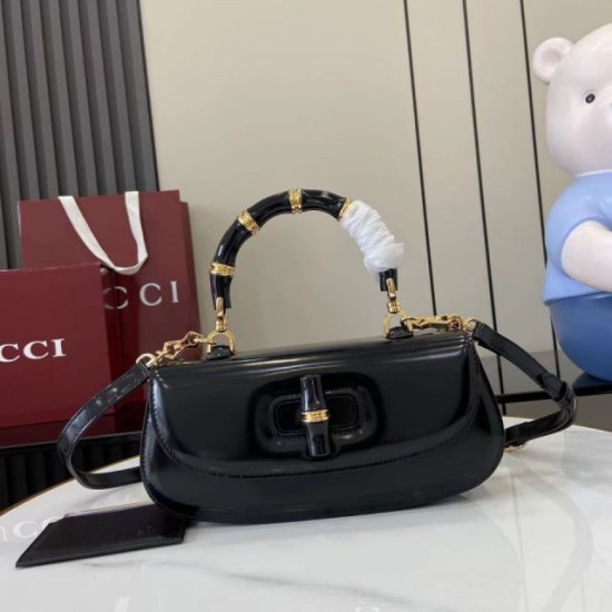 Replica Borsa Gucci Bamboo Diva 827750 nera Imitazioni Replica perfette Borsa Gucci Bamboo Diva 827750 nera