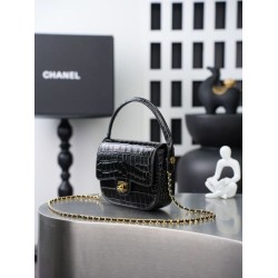 Mini borsa a tracolla Chanel stampa coccodrillo AS6424 Nero Mini borsa a tracolla Chanel stampa coccodrillo AS6424 Nero