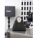 Replica Borsa triangolare trapuntata Chanel AS6392 nera Imitazioni Replica perfette Borsa triangolare trapuntata Chanel AS6392 nera