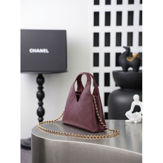 Replica Perfetta Chanel AS6392 triangolare trapuntata bordeaux Imitazioni Replica perfette Perfetta Chanel AS6392 triangolare trapuntata bordeaux