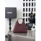 Replica Perfetta Chanel AS6392 triangolare trapuntata bordeaux Imitazioni Replica perfette Perfetta Chanel AS6392 triangolare trapuntata bordeaux