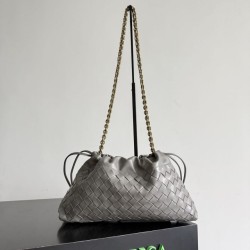 Replica Pochette Notte Bottega Veneta Dustbag Grigio Imitazioni Replica perfette Pochette Notte Bottega Veneta Dustbag Grigio