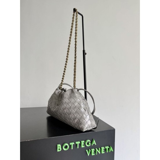 Replica Pochette Notte Bottega Veneta Dustbag Grigio Imitazioni Replica perfette Pochette Notte Bottega Veneta Dustbag Grigio