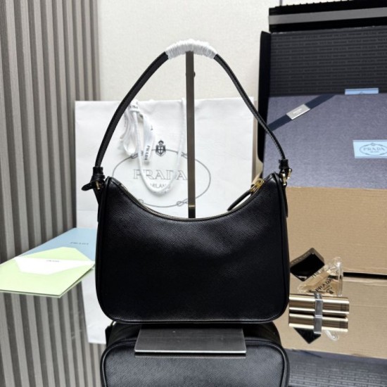 Replica perfette Borsa Prada Re-Edition 2005 Saffiano nera
