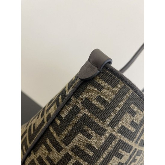 Replica Borsa tote piccola Fendi in tessuto jacquard Marrone Imitazioni Replica perfette Borsa tote piccola Fendi in tessuto jacquard Marrone