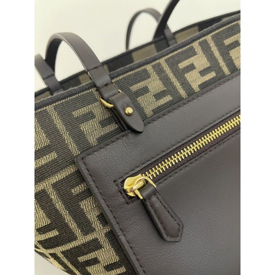 Replica Borsa tote piccola Fendi in tessuto jacquard Marrone Imitazioni Replica perfette Borsa tote piccola Fendi in tessuto jacquard Marrone