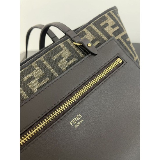 Replica Borsa tote piccola Fendi in tessuto jacquard Marrone Imitazioni Replica perfette Borsa tote piccola Fendi in tessuto jacquard Marrone