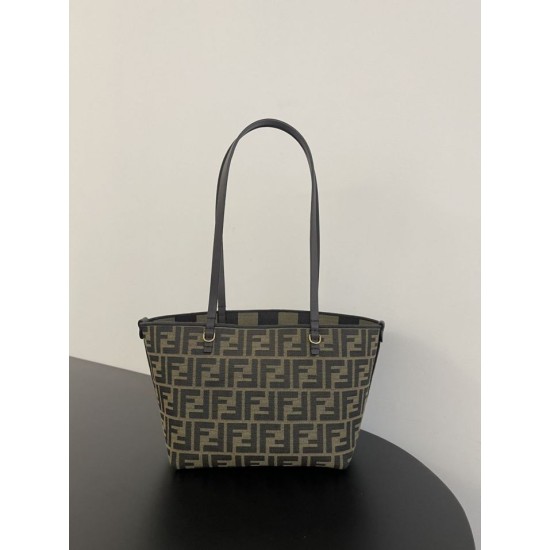 Replica Borsa tote piccola Fendi in tessuto jacquard Marrone Imitazioni Replica perfette Borsa tote piccola Fendi in tessuto jacquard Marrone