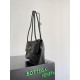 Replica Perfetta a tracolla piccola BV Bottega Veneta Madison nera Imitazioni Replica perfette Perfetta a tracolla piccola BV Bottega Veneta Madison nera