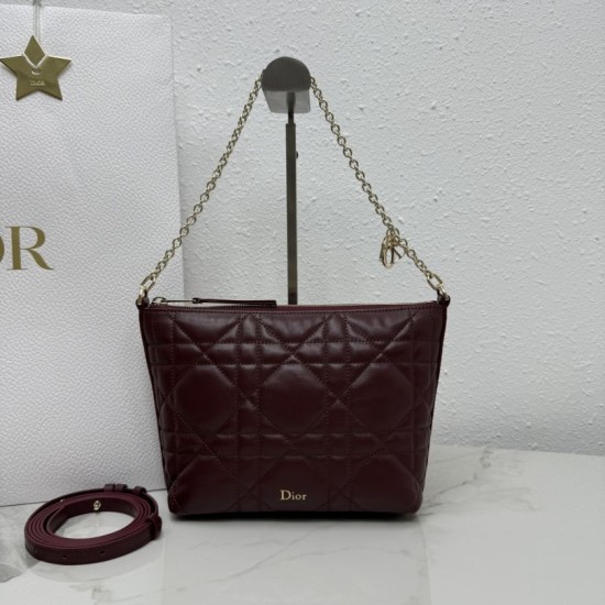 Replica Pochette Dior Travel Nomad S2613 Borgogna Imitazioni Replica perfette Pochette Dior Travel Nomad S2613 Borgogna