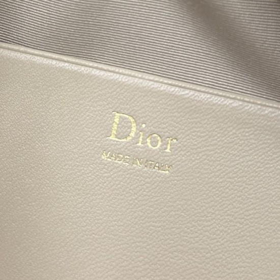 Replica Pochette Dior Travel Nomad S2613 albicocca Imitazioni Replica perfette Pochette Dior Travel Nomad S2613 albicocca