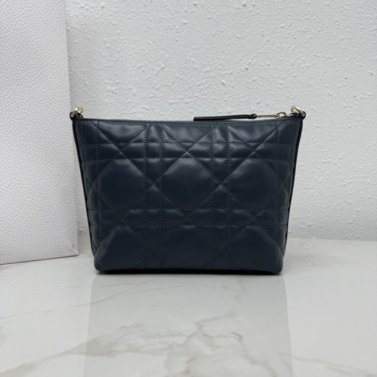 Replica Pochette Dior Travel Nomad S2613 Nero Imitazioni Replica perfette Pochette Dior Travel Nomad S2613 Nero