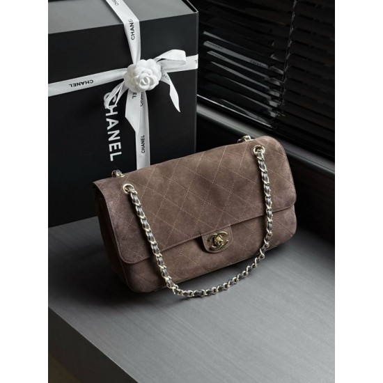 Replica Perfetta Chanel Flap Maxi AS6281 scamosciata con catena Imitazioni Replica perfette Perfetta Chanel Flap Maxi AS6281 scamosciata con catena