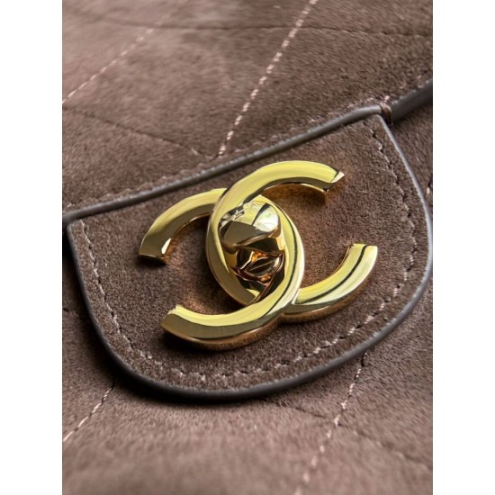 Replica Perfetta Chanel Flap Maxi AS6281 scamosciata con catena Imitazioni Replica perfette Perfetta Chanel Flap Maxi AS6281 scamosciata con catena