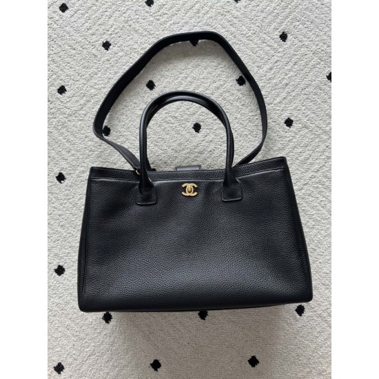 Replica Bora Pari tote Chanel Cerf Executive nera Imitazioni Replica perfette Bora Pari tote Chanel Cerf Executive nera