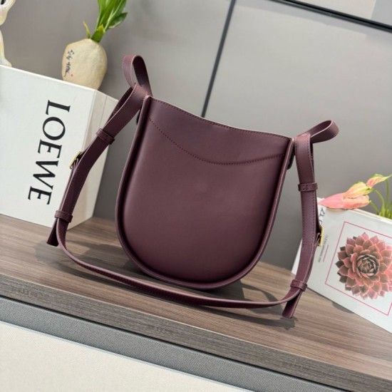 Replica Borsa Loewe Hammock Slice Borgogna Imitazioni Replica perfette Borsa Loewe Hammock Slice Borgogna