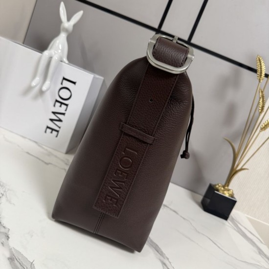 Replica Borsa a tracolla grande Loewe Loop marrone Imitazioni Replica perfette Borsa a tracolla grande Loewe Loop marrone