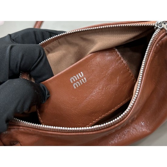 Replica Perfetta a tracolla Hobo Miu Miu Ribbon 5NE029 Marrone Imitazioni Replica perfette Perfetta a tracolla Hobo Miu Miu Ribbon 5NE029 Marrone